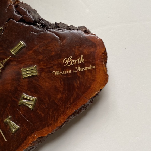 Australian Mallee tree clock. A handmade treasure from the 1990’s - Picture 3 of 10